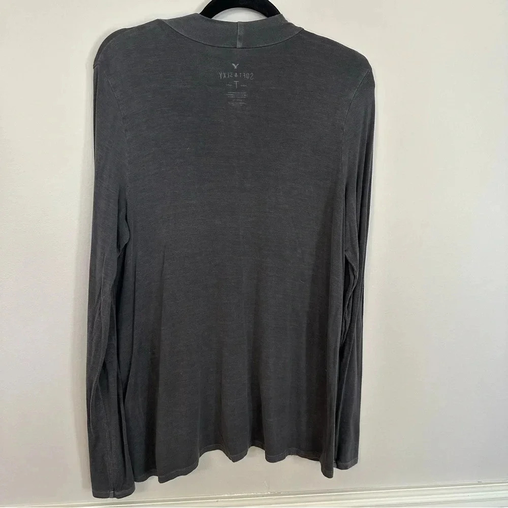 American Eagle Outfitter Soft & Sexy Gray Long Sleeve Keyhole Swing Top Sz L GUC - Picture 3 of 8
